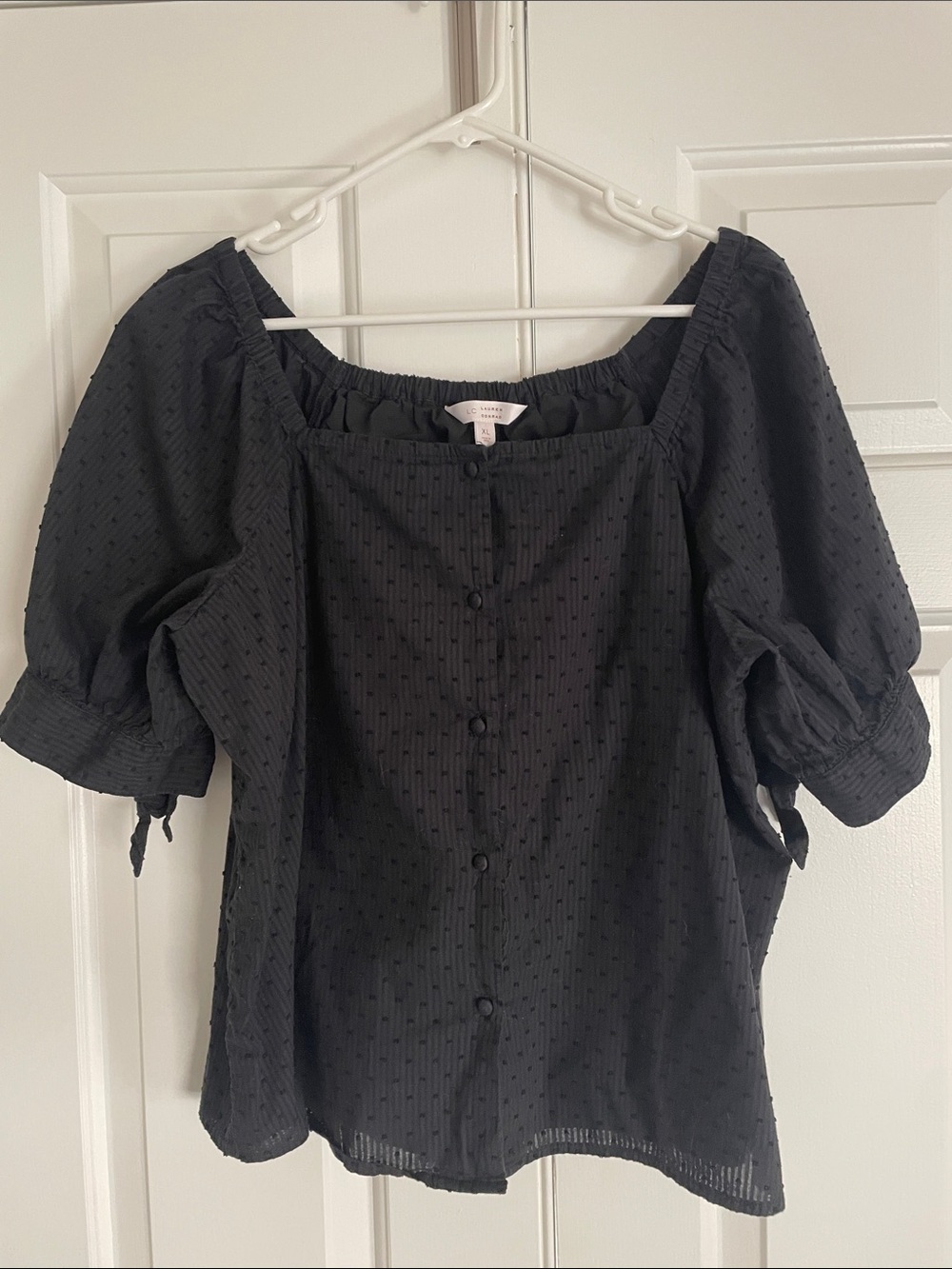 LC Lauren Conrad Black Textured Button-Front Puff Sleeve Top